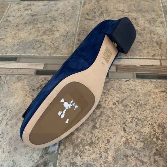 🔥Tory Burch Gigi Logo Suede Pump - Picture 7 of 8